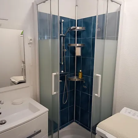 Equipe Vue Port, Proche Aquarium