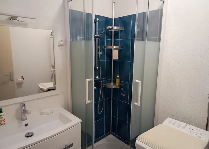 Equipe Vue Port, Proche Aquarium